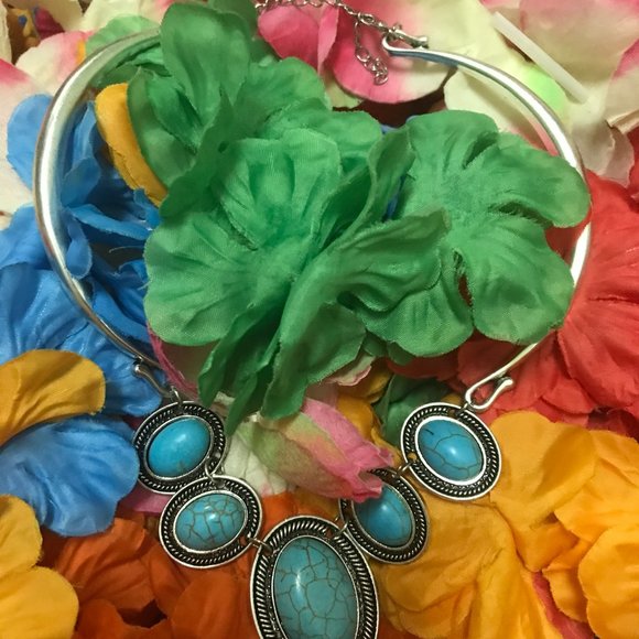 Turquoise -like Necklace - Picture 8 of 16